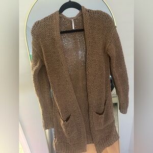 Free People Cozy Brown Knit Women's Cardigan with Pockets. Size Small.